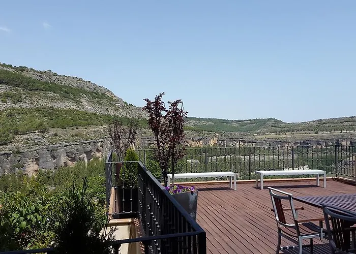Alizaque Lodge